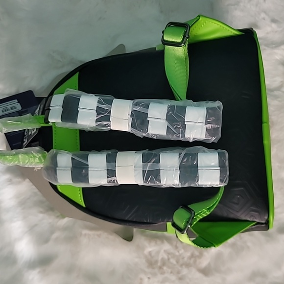 Beetlejuice Carousel Mini Backpack/Card Holder Bundle - Picture 4 of 14